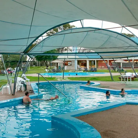 Piscina termal