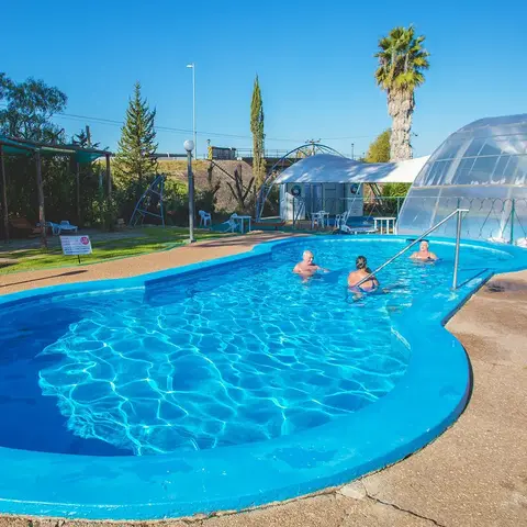 Piscina termal